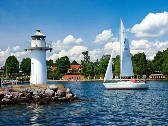 Luxury Villa By Lake Welcome You Ю Экстерьер фото